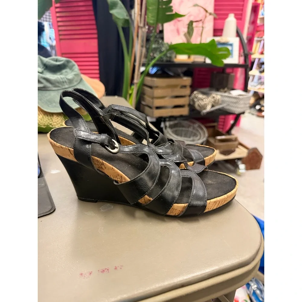 Aerosoles Black Strappy Cork Wedge Sandals Womens Size 7.5 Strappy Caged Heels